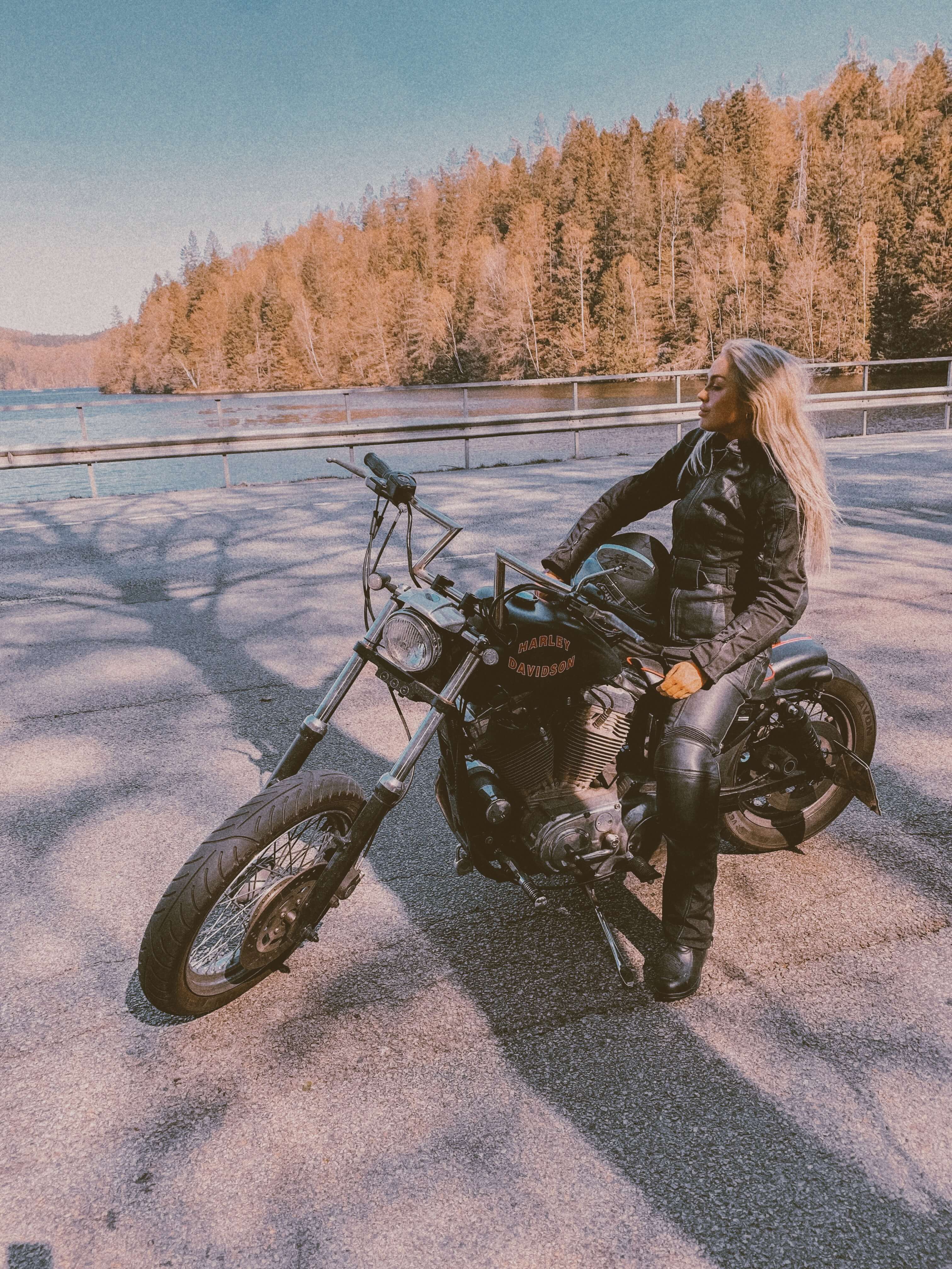 Angelica blick motorcykel