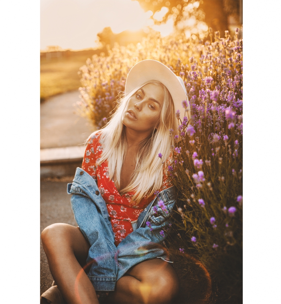 LAVENDER Angelica Blick